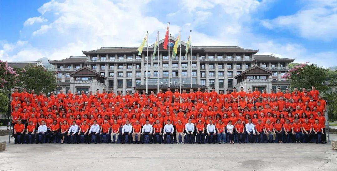 員工企業(yè)文化墻_企業(yè)員工夢(mèng)想墻圖片_企業(yè)員工文化手冊(cè)領(lǐng)導(dǎo)行為規(guī)范