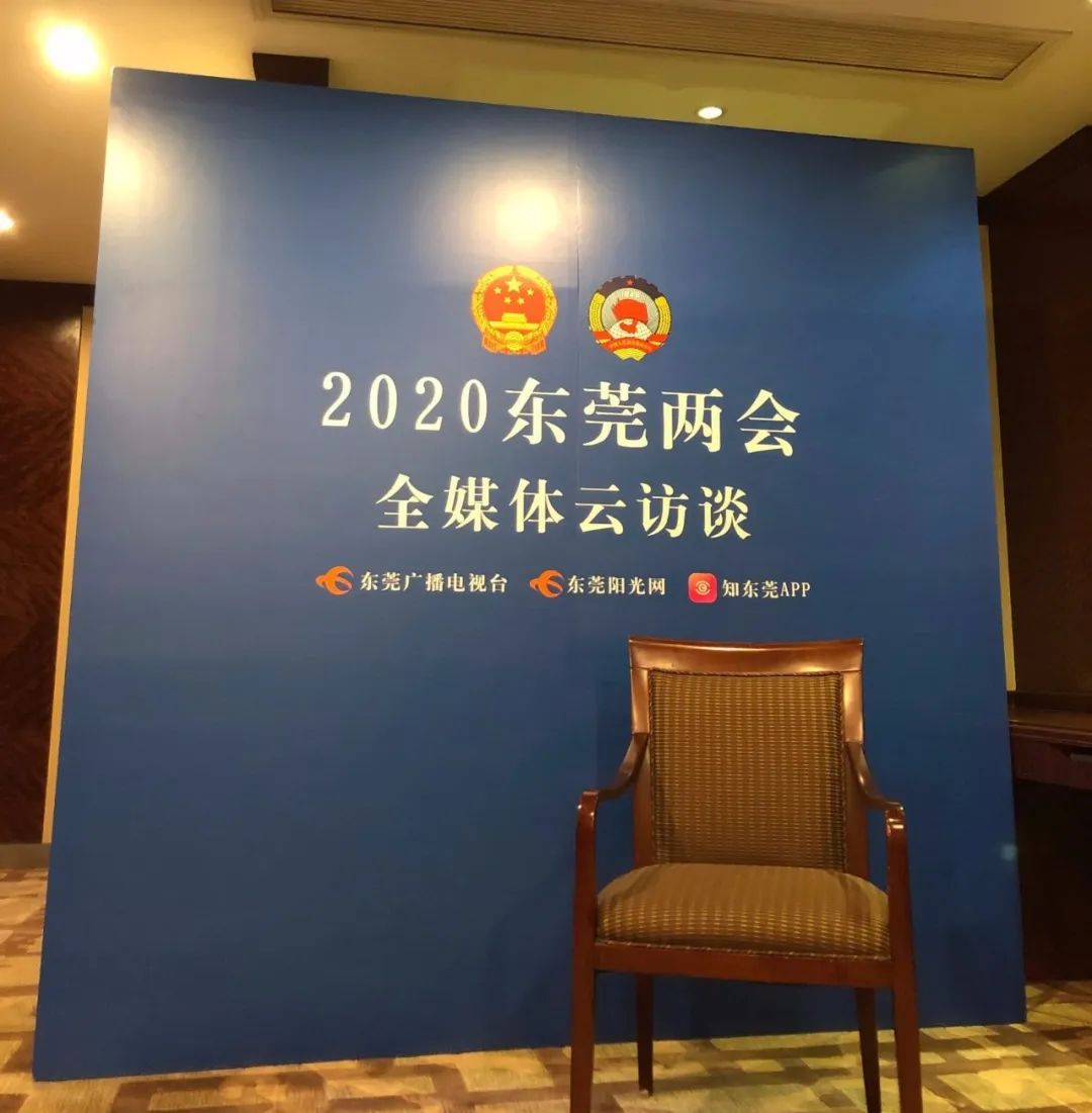 宣傳展板樣式圖片_宣傳奉獻(xiàn)展板圖片_銀行理財宣傳展板圖片