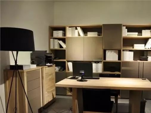 哪里有上門回收亞克力,pvc廢料的,我喜歡現(xiàn)金交易_pvc與亞克力能融在一起嗎_亞克力和pvc發(fā)光字制作