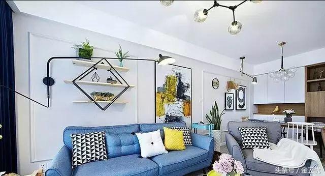 沙發(fā)背景墻不知道怎么裝修？25款不同風(fēng)格布局，總有一款你喜歡的