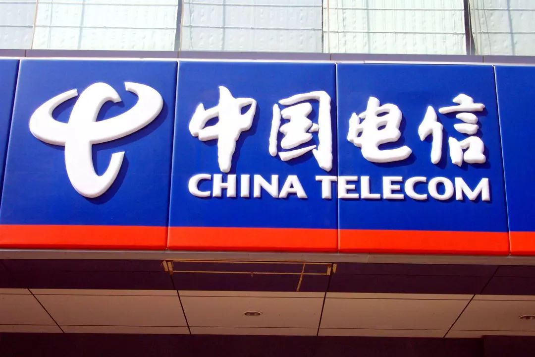 外露發(fā)光字體和亞克力子體那種比較好_亞克力燈箱板價(jià)格_亞克力板字體圖片