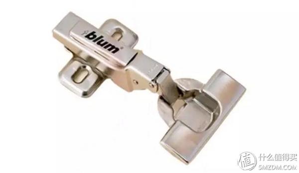 雪弗板做水槽柜好嗎_芙蓉板 雪弗板_雪弗板做硬包的缺點(diǎn)