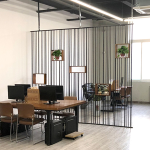 辦公室入門屏風(fēng)形象墻_工業(yè)風(fēng)形象墻logo墻_公司入門形象墻