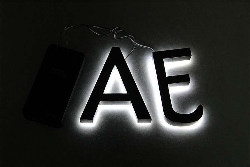 亞克力背光迷你字價(jià)格怎么算_達(dá)爾優(yōu)背光鍵盤(pán)怎么不發(fā)光_金屬背光發(fā)光字