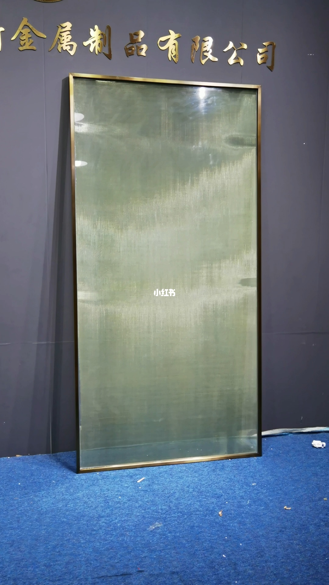 亞克力吸塑板價(jià)格_濟(jì)南2mm厚椴木工藝板_2mm的亞克力板硬度