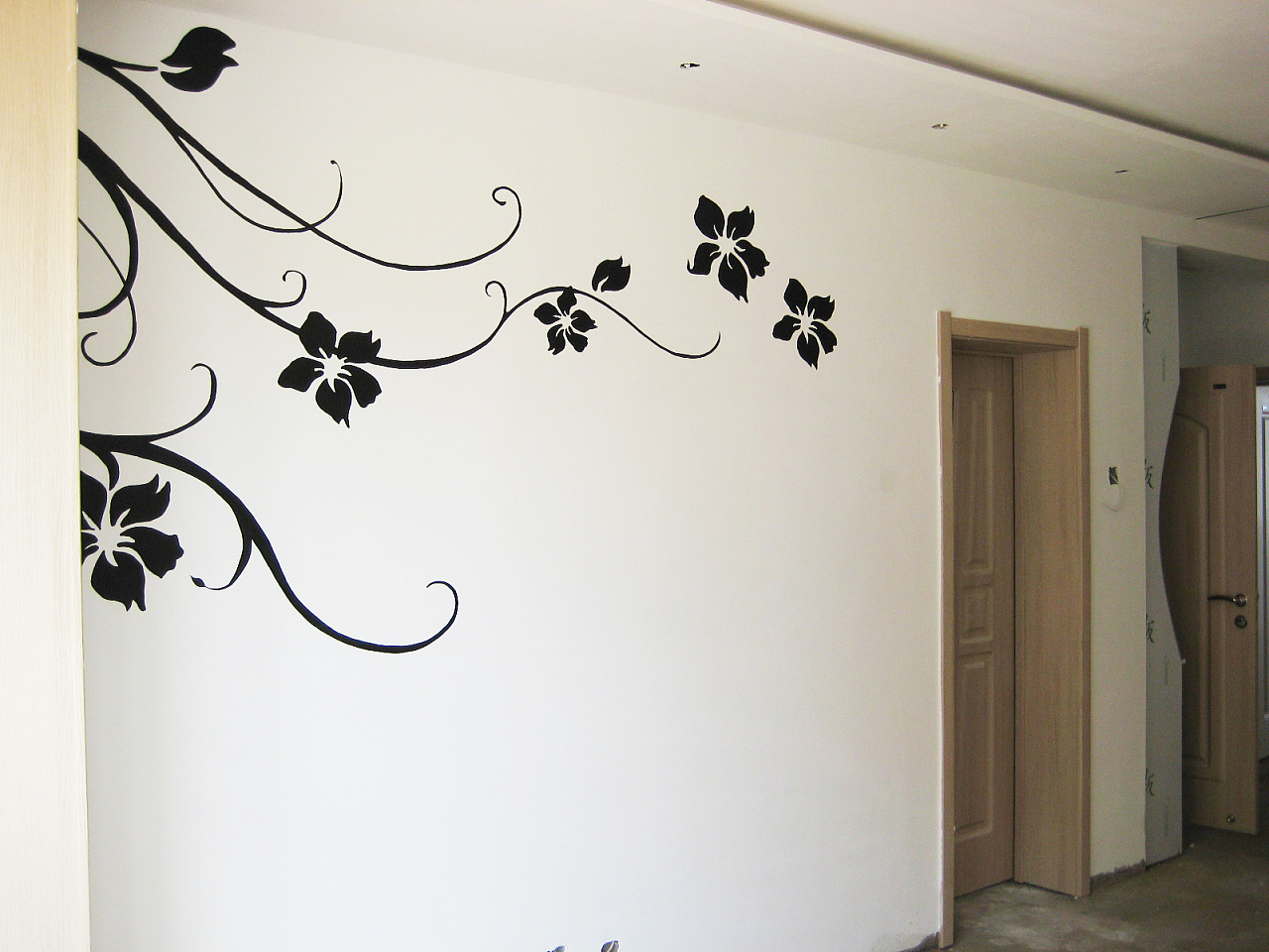 墻面手繪創(chuàng)意圖案大全_墻面手繪畫多少錢一個平方_自己手繪墻面