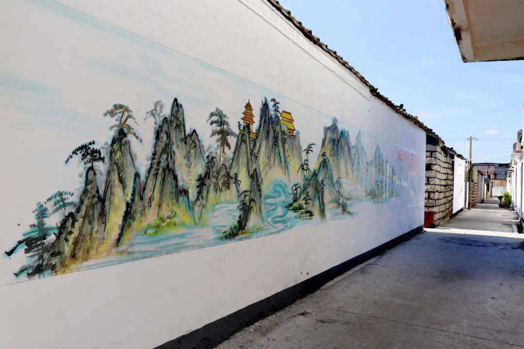 村里的文化墻_墻里村會(huì)拆嗎_墻頭村和花墻村