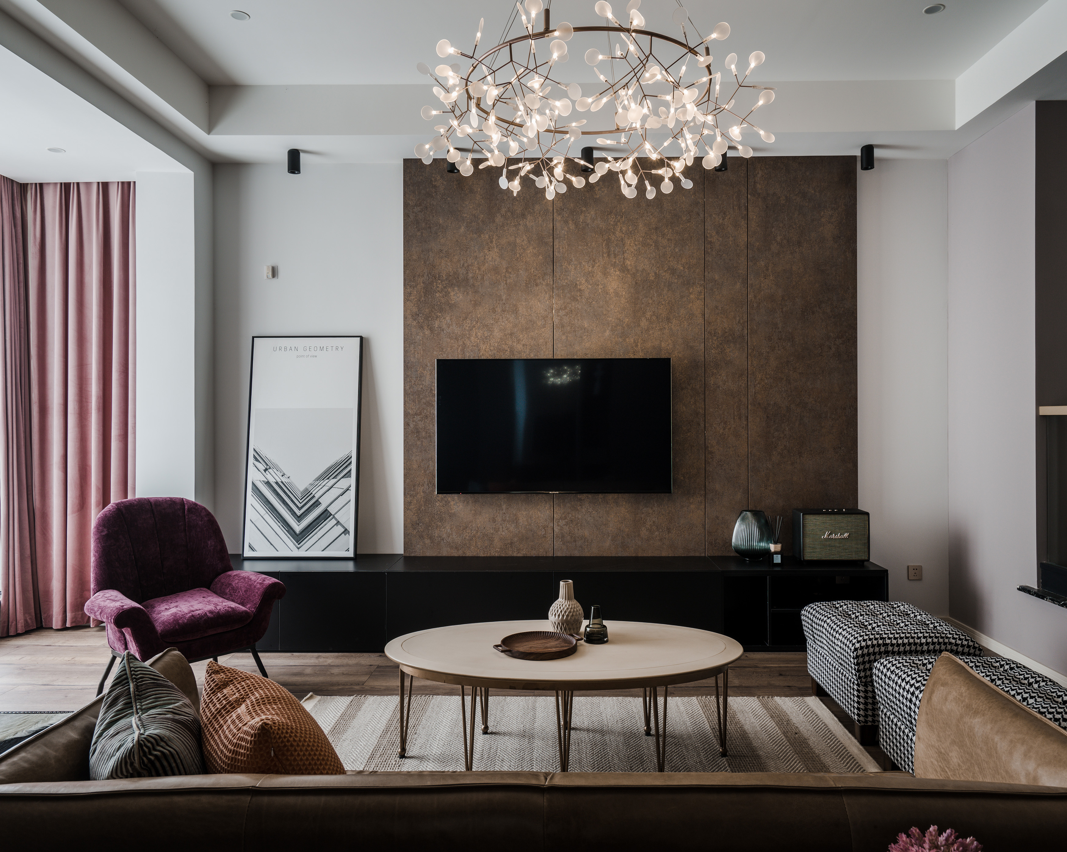 電視漂亮墻圖片簡(jiǎn)單好看_簡(jiǎn)單漂亮的電視墻圖片_電視漂亮墻圖片簡(jiǎn)單又漂亮