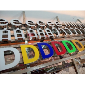 亞克力板怎么發(fā)光_亞克力發(fā)光標識_亞克力發(fā)光廣告牌